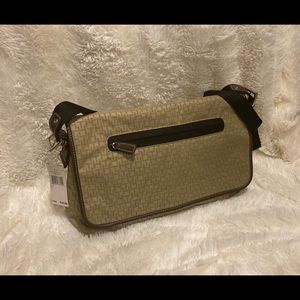 Tommy Hilfiger Messenger Bag